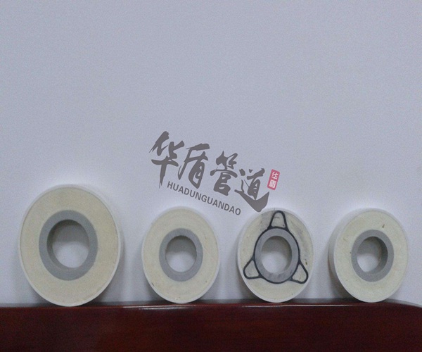 PVC復(fù)合保溫管